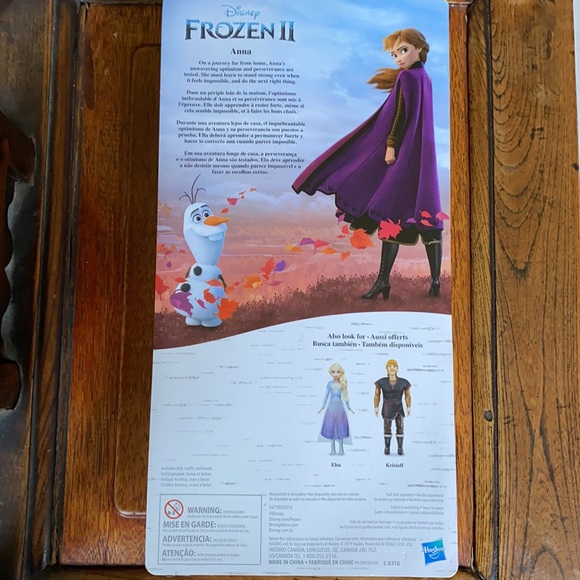 NIB Disney Frozen 2 Anna Fashion Doll - Picture 3 of 7